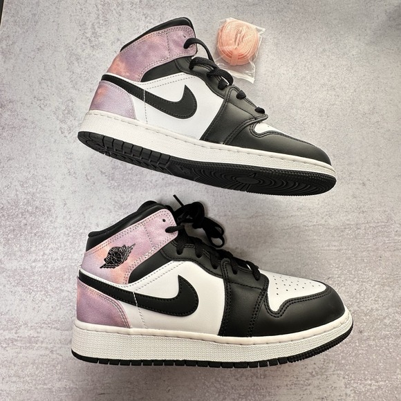 Air Jordan 1 Mid 'Zen Master Coral Pink' Black Sneakers Size Y6.5